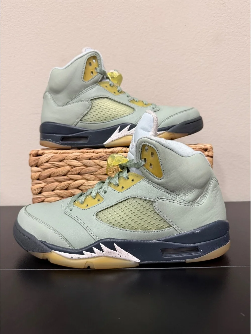 Size 9.5 - Air Jordan 5 Retro “Jade Horizon”
